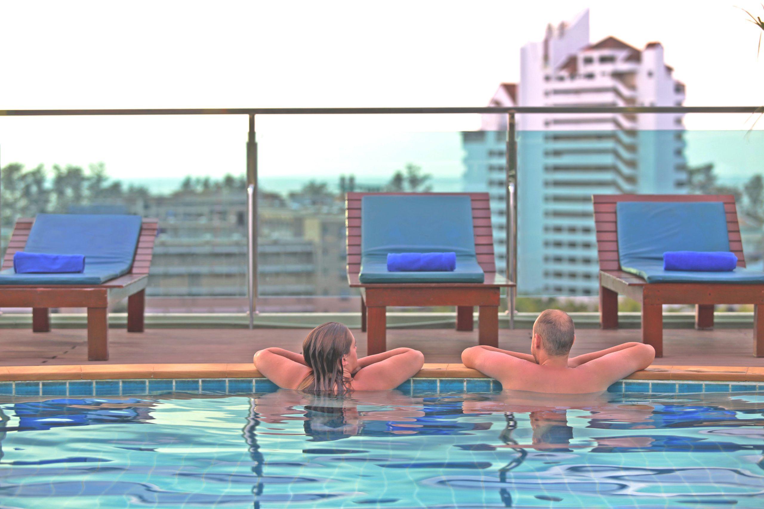 Add Plus Hotel&Spa Patong Exterior foto